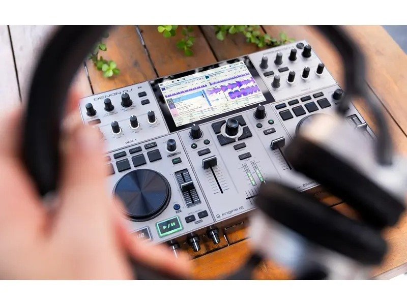 DENON DJ PRIME GO+ – Bild 5