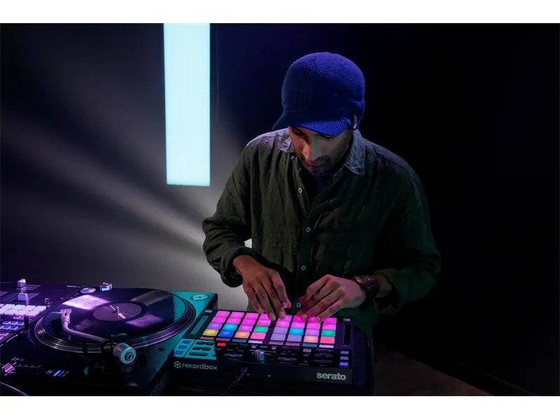 Pioneer DDJ-XP2 - Add-on-Controller für rekordbox dj und Serato DJ Pro – Bild 13